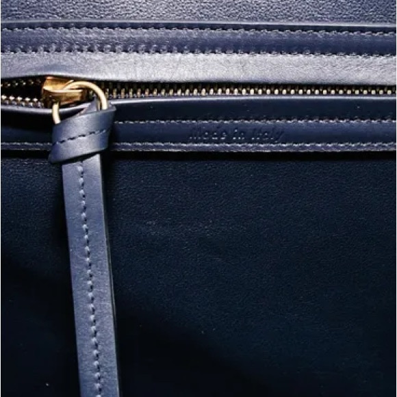 Luggage phantom crocodile handbag Celine Blue in Crocodile  CELINE Bag Phantom Luggage Navy Blue Crocodile Stamped Leather